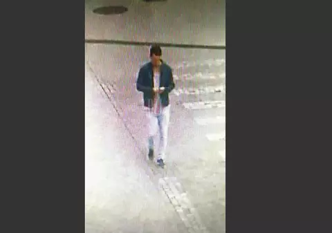 UPDATE | Olandezul pedofil, filmat pe o stradă din Iași în 2016. În aceeași perioadă, într-o comună de lângă Iași, o fetiță de 8 ani a fost agresată sexual într-o mașină. Precizările Poliției Române