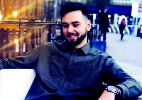 Trupul fiului fostului baschetbalist Mihai Corui va fi incinerat. Tânărul a murit călcat de tren