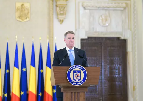 Iohannis: „Resping categoric propunerile pentru miniștrii interimari. Este obligația premierului să meargă de urgență în Parlament”