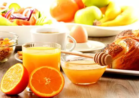 Cât de importanți sunt macronutrienți în dietele de slăbit. Tot ce trebuie să știi despre o alimentație sănătoasă