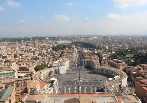 Opt dintre țările în care este cel mai dificil să obții cetățenia