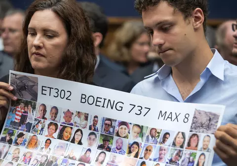 Suma pe care o va plăti Boeing familiilor pasagerilor aflați în zborurile 737 MAX prăbușite