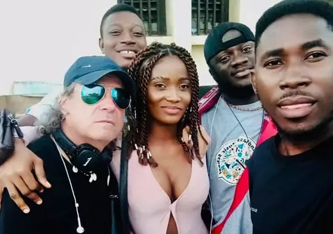 Amedeo Bolohoi, fondatorul Voltaj și Quartz, și-a făcut trupă cu muzicieni din Ghana!