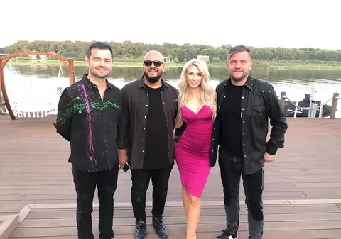 Nostalgicii strâng rândurile. Băieții de la 3 Sud-Est le-au băgat în videoclipul lor pe fetele de la André