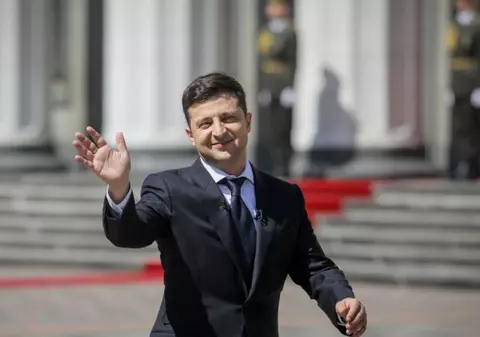 Conferința de presă de 9 ore a președintelui ucrainean Volodomir Zelenski, un record mondial