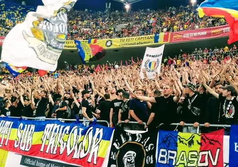 Ultrașii din galeria naționalei de fotbal a României răspund acuzațiilor lui Răzvan Burleanu, președintele FRF: ”Nu suntem plătiți”