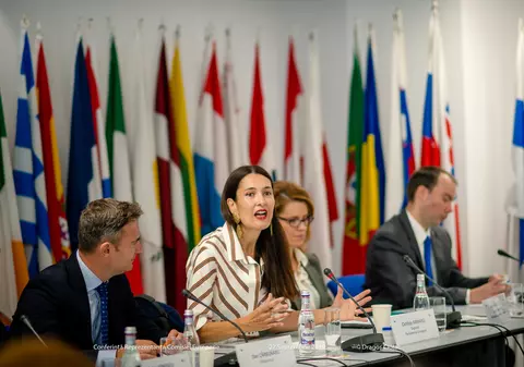 Europarlamentarul Clotilde Armand va candida din partea USR la Primăria Sectorului 1