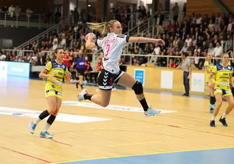 Brest - SCM Rm. Vâlcea 37-24, în Liga Campionilor la handbal feminin. Victorii în Cupa EHF