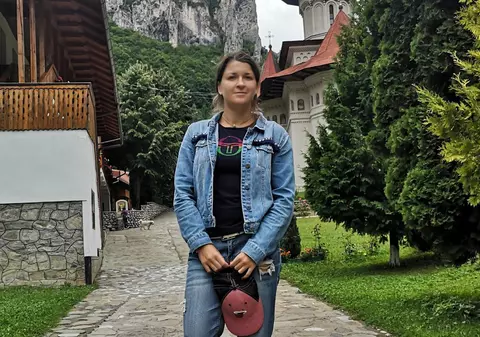 Terapie la mănăstiri. Alexandra Dulgheru s-a refăcut la lăcașurile sfinte din Ardeal după multiplele accidentări ce i-au pus cariera în pericol