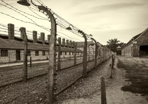 Libertatea te ajută | Conaționalii care au fost deportați în trecut, inclusiv cei ce locuiesc în străinătate, pot solicita despăgubiri din partea statului român. Care sunt pașii de urmat﻿