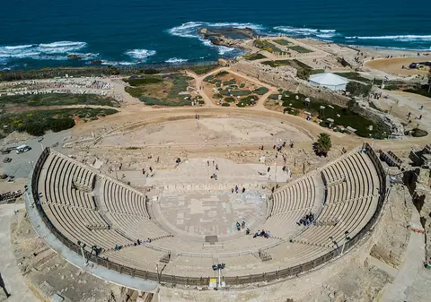 „Blestemul dansatorului”, descifrat de pe o tăbliță veche de 1500 de ani! Ce-i ura un rival unui artist celebru: „Să se mişte încet și să fie cocoşat”