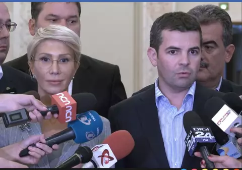 UPDATE | Moţiunea de cenzură a fost depusă în Parlament, cu 237 de semnături. Patru parlamentari PSD, pe listă