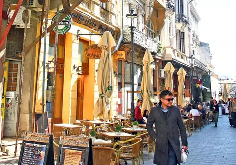 The Guardian: ”Epoca de aur a Europei de Est”. Cum au evoluat România și celelalte țări ex-comuniste în 30 de ani de capitalism