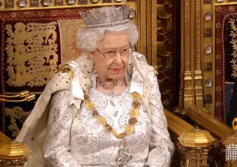 Discursul Reginei Elisabeta a II-a în Parlamentul britanic: „Prioritatea guvernului este să asigure ieșirea Regatului Unit din Uniunea Europeană pe 31 octombrie”