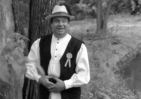 Artistul de muzică populară Călin Horon a murit la 49 de ani