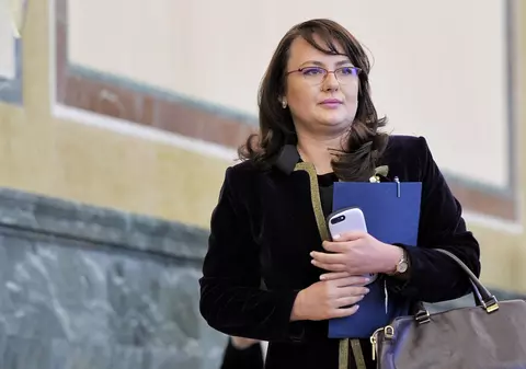 Adriana Cotel, schimbată din funcția de manager al Institutului Clinic Fundeni. Ce altă înlocuire a fost anunțată de Ludovic Orban