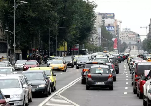 Codul Rutier ar putea fi modificat. Noi obligaţii pentru şoferi