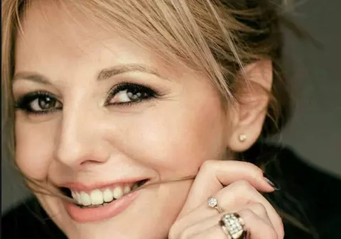 Actrița Natalie Ester, marcată după ce a văzut filmările secrete de la Colectiv. "Arafat, ești deasupra celorlalți pentru că ești cocoțat pe cadavre"