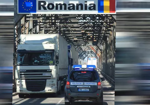 Epidemia de coronavirus. Polițiștii de la frontiera Giurgiu controlează persoanele care intră și ies din țară cu mănuși, măști și substanțe dezinfectante
