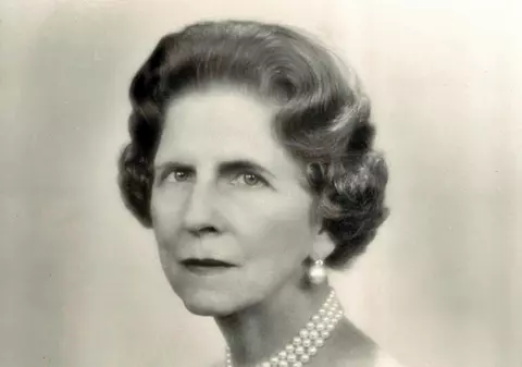 Povestea Reginei-Mamă Elena, care a salvat sute de mii de oameni de furia naziștilor. Lucruri mai puțin știute despre mama Regelui Mihai