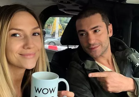 Adela Popescu împlinește astăzi 33 de ani. Cum a fost surprinsă de soțul ei