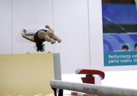 A murit Iuliana Simonfi, fostă gimnastă. Era antrenoare în Namibia
