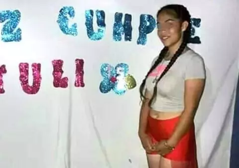 A murit la petrecerea de 15 ani după ce s-a lovit cu capul de un geam