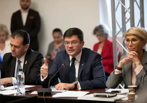 Cine este Costel Alexe, ministrul Mediului, Apelor şi Pădurilor