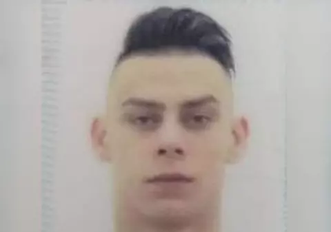 Bărbatul care ar fi comis jaful de la o sală de jocuri de noroc din Caracal, dat în urmărire națională