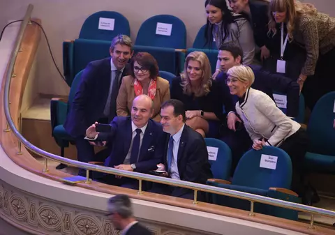 Cum arată sala în care va avea loc întâlnirea lui Klaus Iohannis cu presa