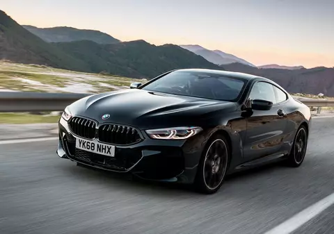 O limuzină BMW a fost achiziționată de Black Friday. Prețul incredibil plătit de cumpărător