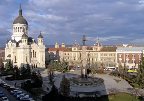 Șapte lucruri la care Clujul „bate” Capitala. Cum se simte o bucureșteancă get-beget în inima Ardealului