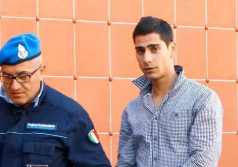 Un român s-a spânzurat în închisoare, după ce a primit o condamnare pe viață în Italia. Susținea că e nevinovat