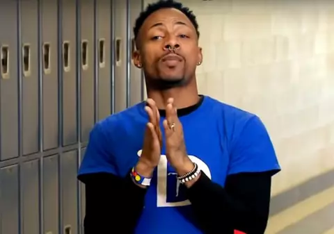 Un profesor de dans celebru pentru apariția într-o emisiune tv a recunoscut că a infectat cu HIV un adolescent cu care a întreținut relații sexuale