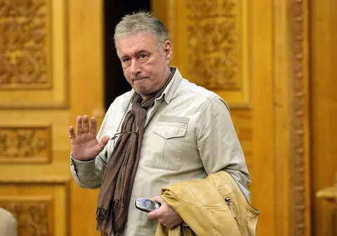 Ludovic Orban l-a demis pe Mădălin Voicu din funcţia de secretar de stat la Cultură, după ce un deputat USR a criticat păstrarea acestuia în Executiv