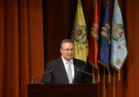 Ministrul propus la Apărare, Nicolae Ciucă, avizat favorabil în Parlament