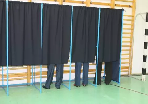 Un alegător din Teleorman a aflat în secția de votare că a cerut urna mobilă