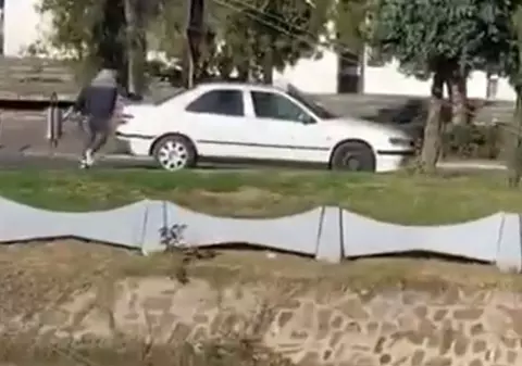 VIDEO | Tânără răpită din fața Casei de Cultură din Baia Mare. Explicațiile MAI