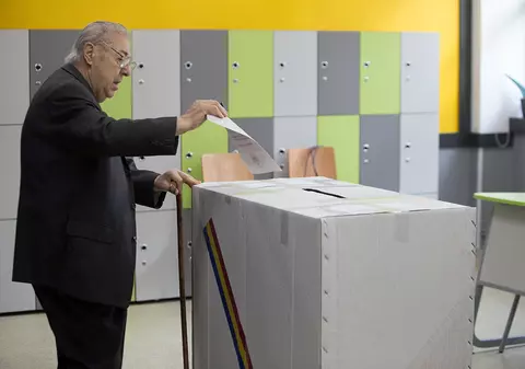 Ce spun ultimele date dinainte de ziua votului. Românii sunt deciși cu cine vor vota, doar 8% dintre ei vor hotărî spontan, la urnă