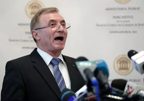 Curtea de Apel Alba a respins acțiunea fostului procuror general Augustin Lazăr, care cerea daune morale de 1 leu și scuze publice pentru că a fost demis