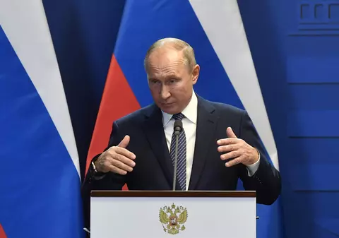 Internetul rușilor este, de astăzi, la mâna lui Vladimir Putin