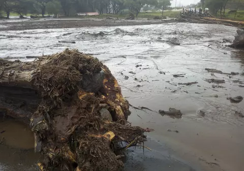 Alunecări de teren devastatoare în Kenya. Cel puțin 20 de persoane au murit