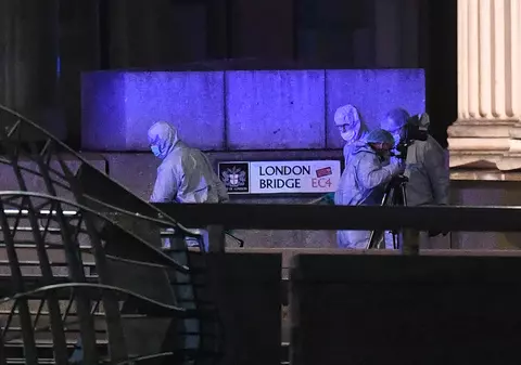Cine sunt eroii de pe London Bridge. Poveștile bărbaților care l-au oprit pe teroristul ce a înjunghiat mai multe persoane