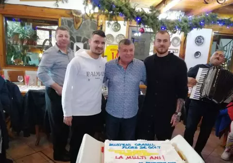 Denis Alibec și Constantin Budescu sunt cetățeni de onoare în Bușteni. Le calcă pe urmele lui Năstase, Bute, Comăneci, Halep și Mutu