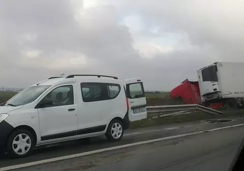 Accident pe Autostrada A 1, pe sensul București către Pitești. Se circulă pe o bandă