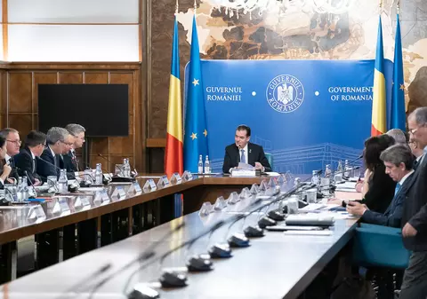 UPDATE | PSD blochează activitatea Executivului: A picat legea de abilitare a Guvernului de a emite OUG-uri în vacanţa parlamentară. Reacţie dură a premierului