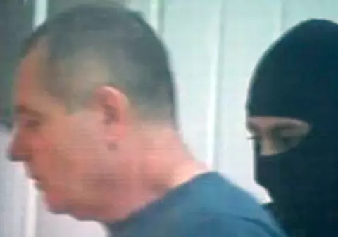 Criminalul de la Perla a scăpat de închisoarea pe viață. Decizia este definitivă