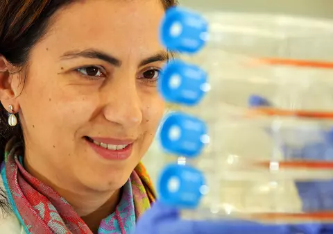 Un medic român educat în SUA, prodecan în California și supraspecializat în cancerul la creier, se chinuie de 12 luni să-și echivaleze studiile în România!