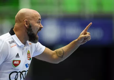 Selecționerul Ungariei, Kim Rasmussen, tună și fulgeră, după eșecul cu România de la CM de handbal feminin