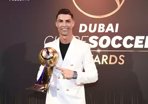Cristiano Ronaldo a purtat bijuterii de peste 700.000 de euro la o singură mână
